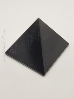 FD3 ONIX STONE PYRAMID/lb.