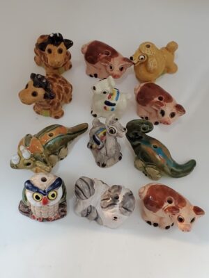 GAS15 A DOZEN ASSORTED CERAMIC INCENSE HOLDER