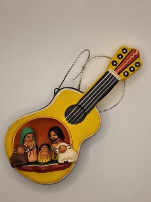 GB086 HAND PAINTED CERAMIC NATIVITY H:4.25 in.