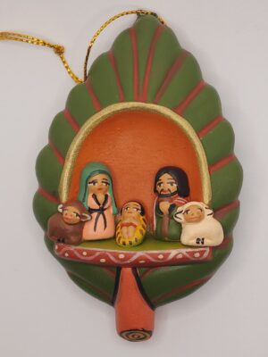 GB087 HAND PAINTED CERAMIC NATIVITY H:4 in.