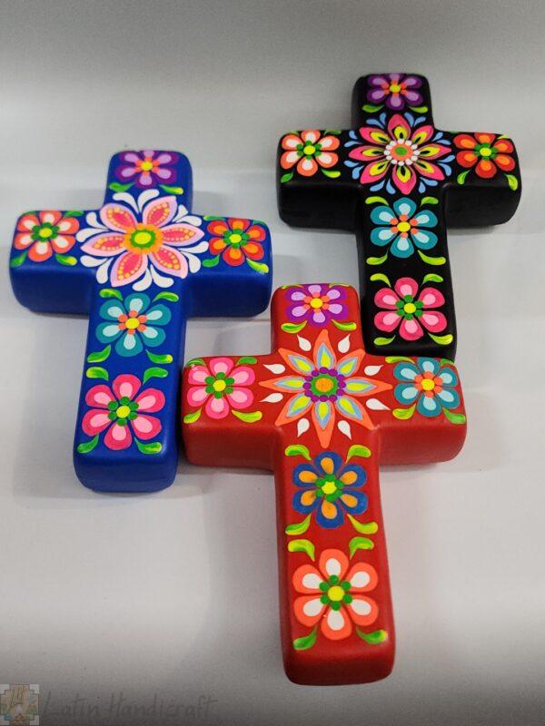 GG504 ASSORTED  CERAMIC CROSSES