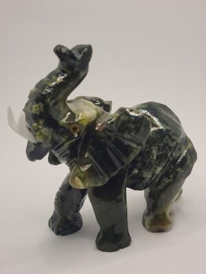 GD109 ELEPHANT STONE FIGURINES H: 3.25 in.