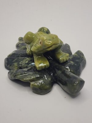 GD121 FROG STONE FIGURINES H: 1.25 in.