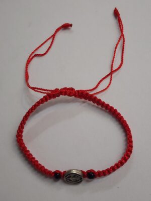 HA47 RED THREAD WITH SAINT BENEDICT BRACELET