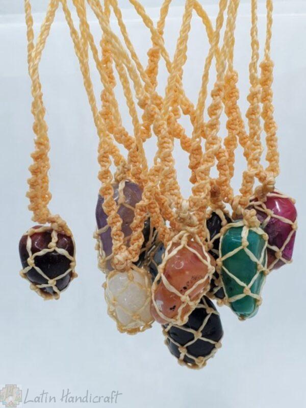 HD01   ASSORTED COLOR STONE NECLACES