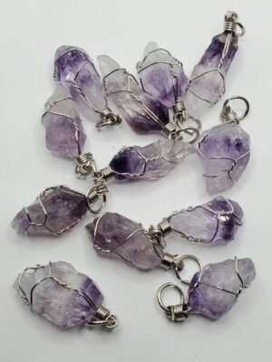 HF16 ONE AMETHYST PENDANTS