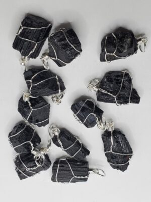 HF18 ONE TOURMALINE PENDANTS