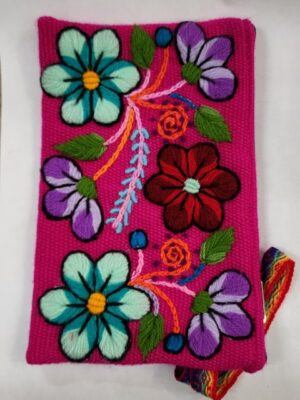 GI36 SMALL HAND-EMBROIDERED PENCIL POUCHES