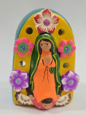 GJ01   PERUVIAN CERAMIC DECORATIVE H: 9 in.